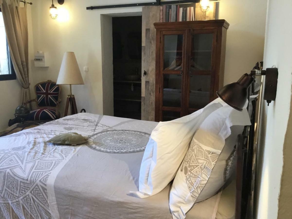 Mas De Nonin St Remy De Provence Guest house